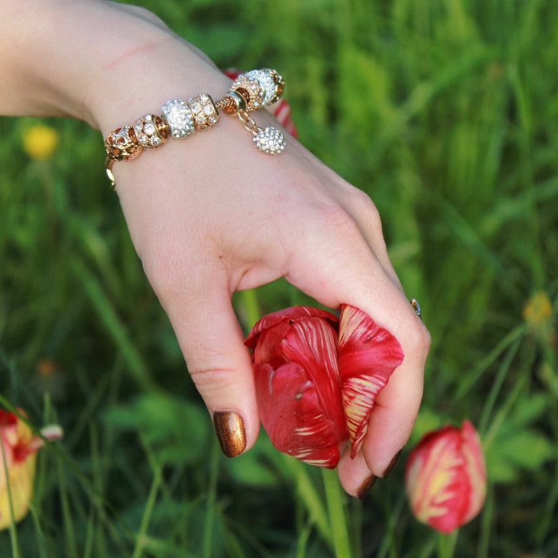 Women's Fashion Gold Heart Bracelet